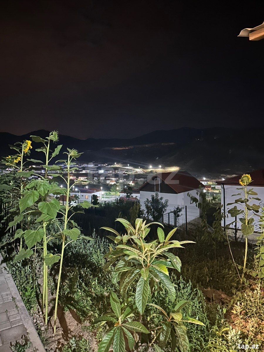 Həyət evi kirayə verilir, Laçın r. (17)