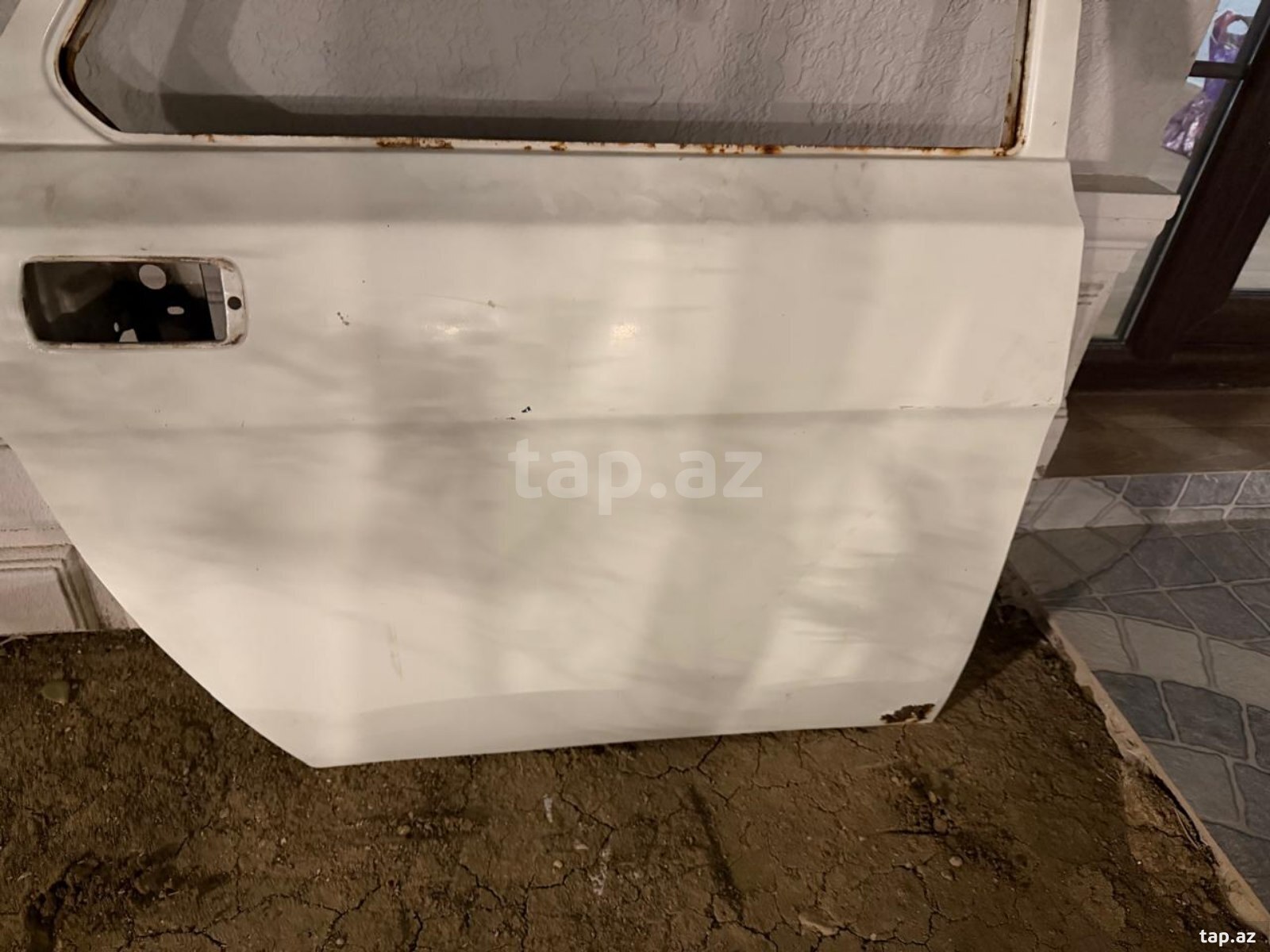 Gaz 2410 arxa sağ qapısı