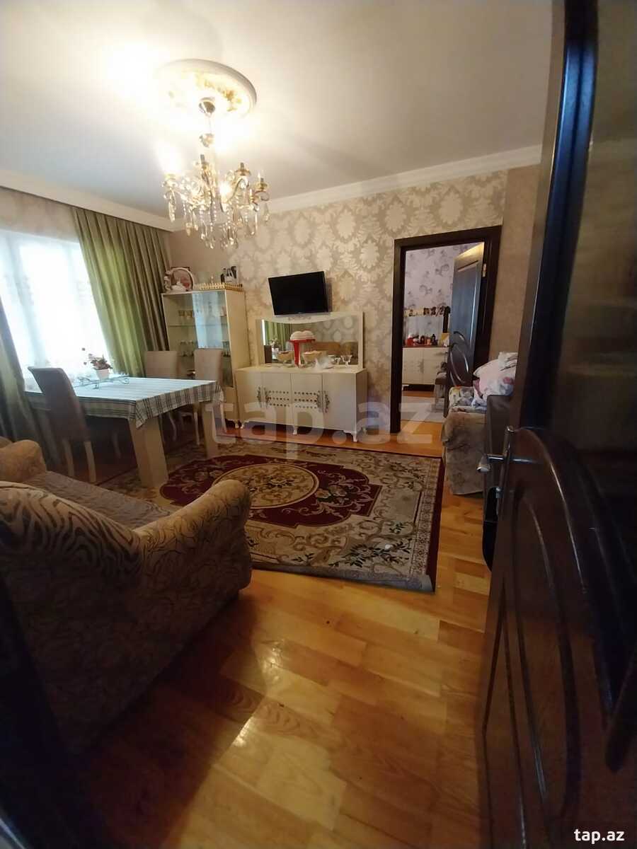 4-otaqlı mənzil, 6-cı mkr., 93 m²
