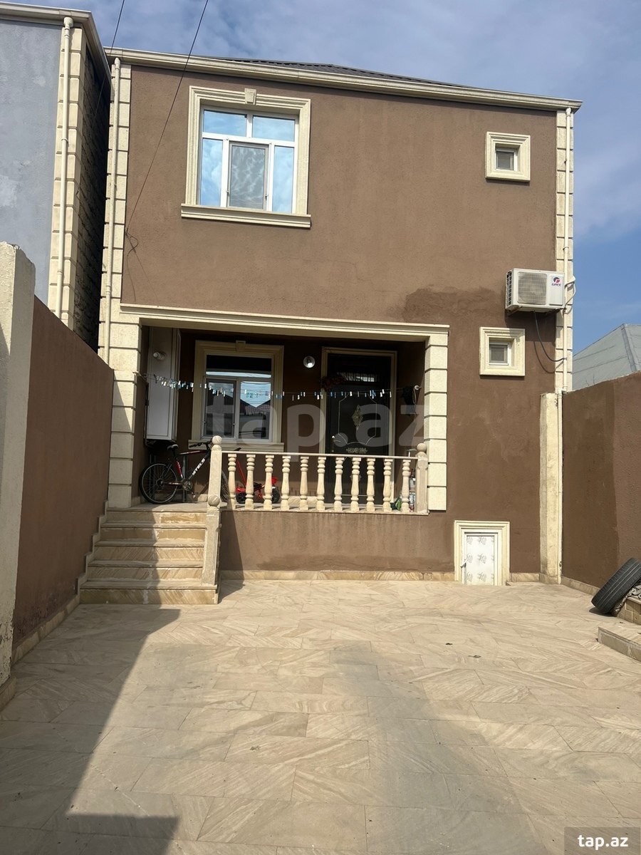 Həyət evi, Polad Həşimov küç.2
