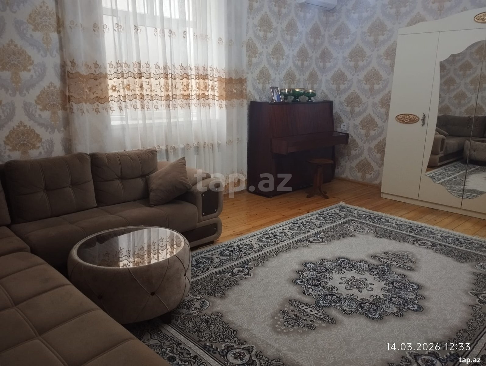 Həyət evi, Polad Həşimov küç.2 (15)