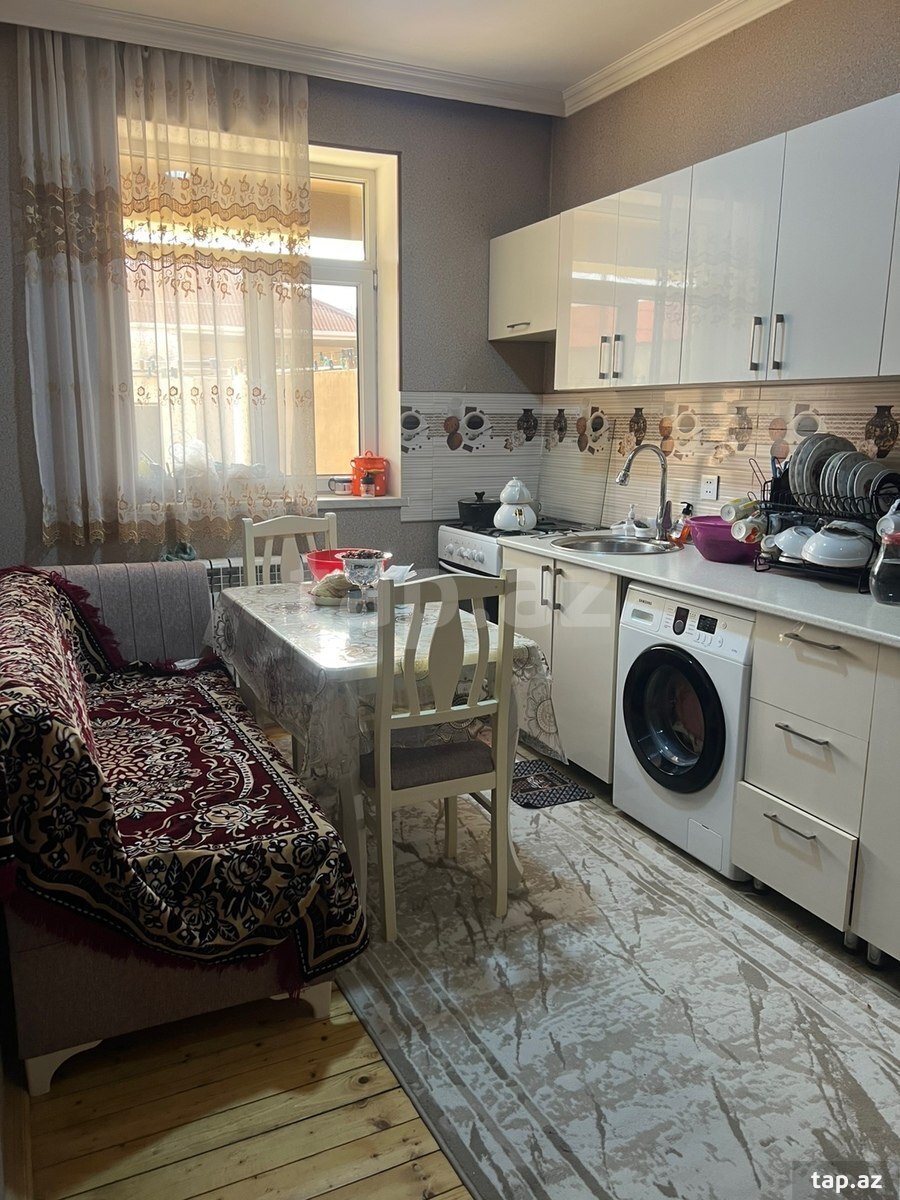 Həyət evi, Polad Həşimov küç.2 (19)