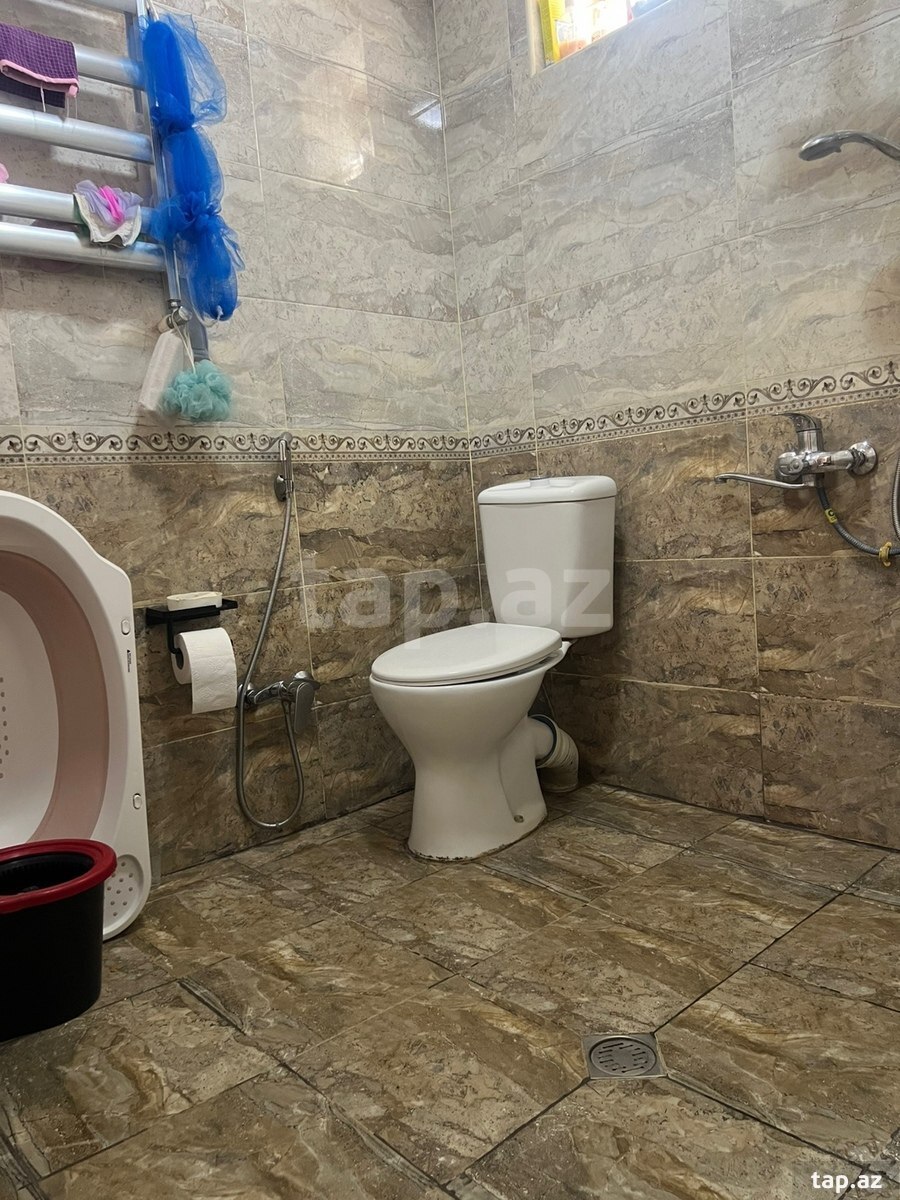 Həyət evi, Polad Həşimov küç.2 (28)