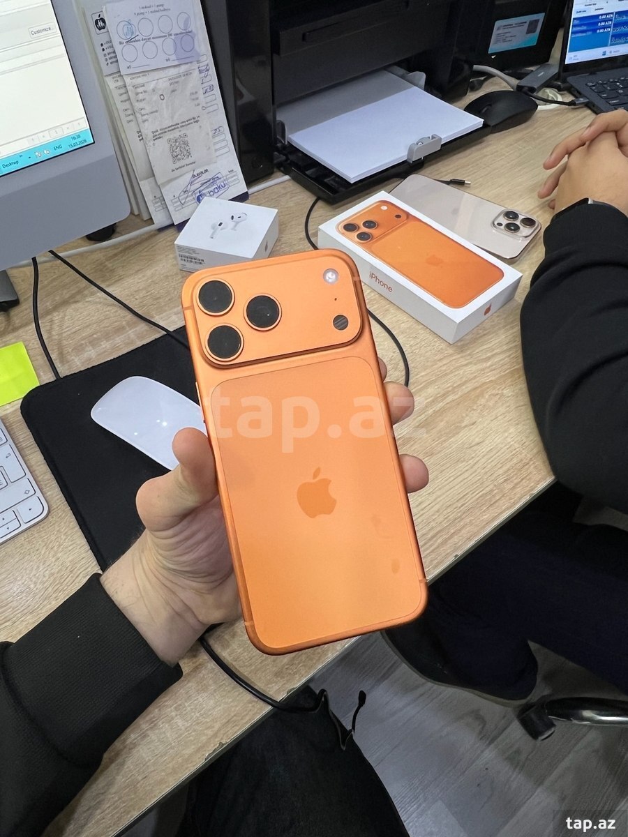 Apple iPhone 17 Pro Max Cosmic Orange 256GB/12GB (3)