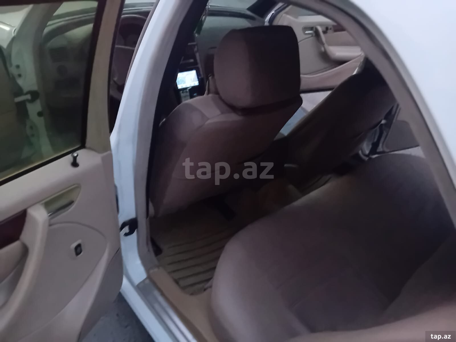 Mercedes C 230, 2000 il (10)