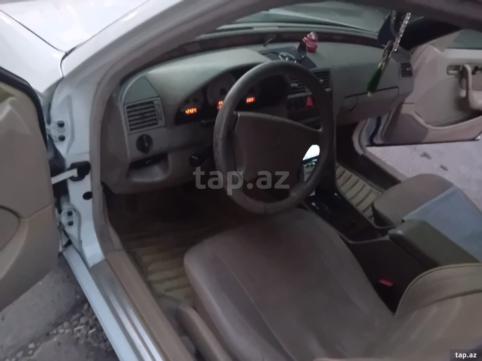 Mercedes C 230, 2000 il (14)