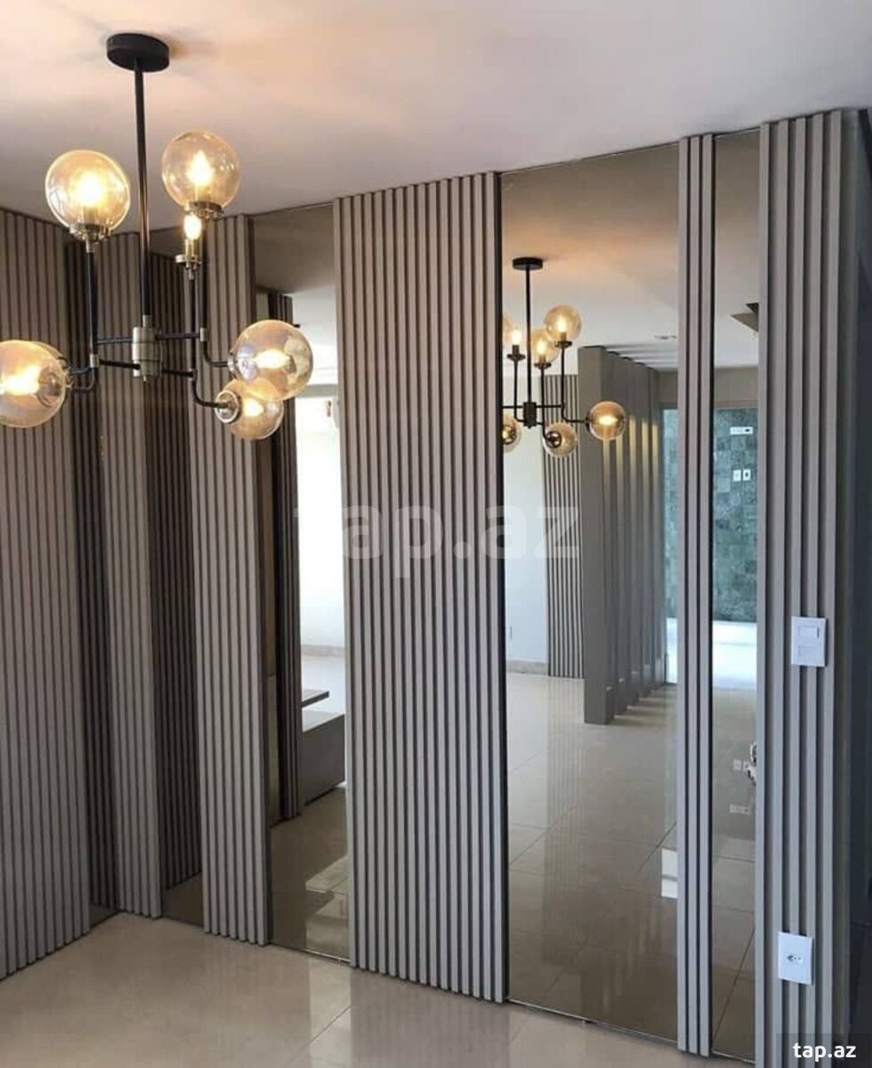 Güzgü görünüşlü bambuk panel