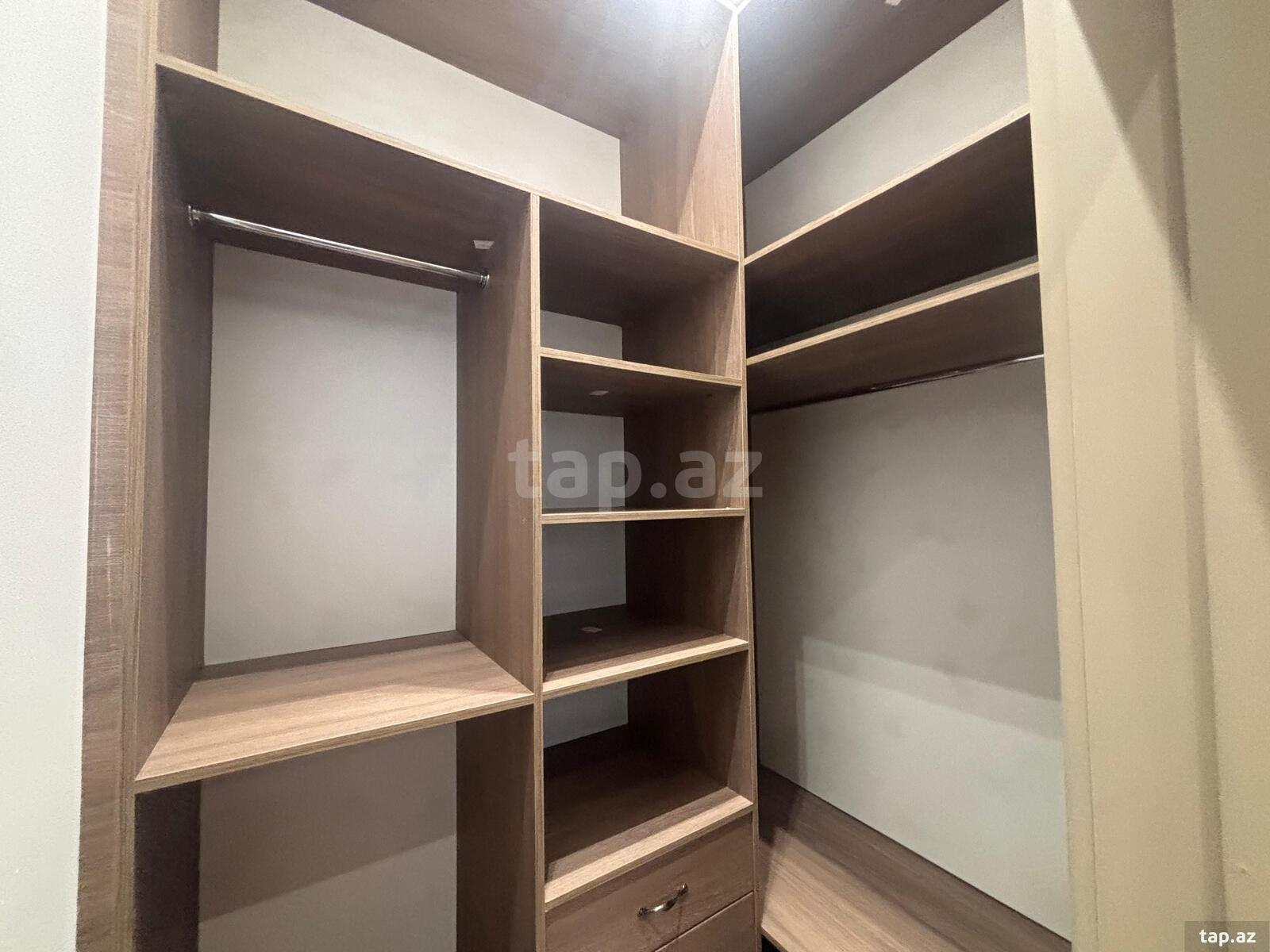 Bağ evi, Mərdəkan qəs. (17)