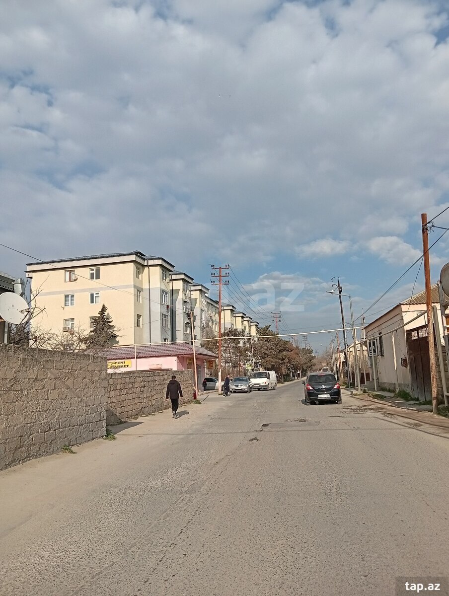 8 otaqlı həyət evi satılır, Binə, Bakı