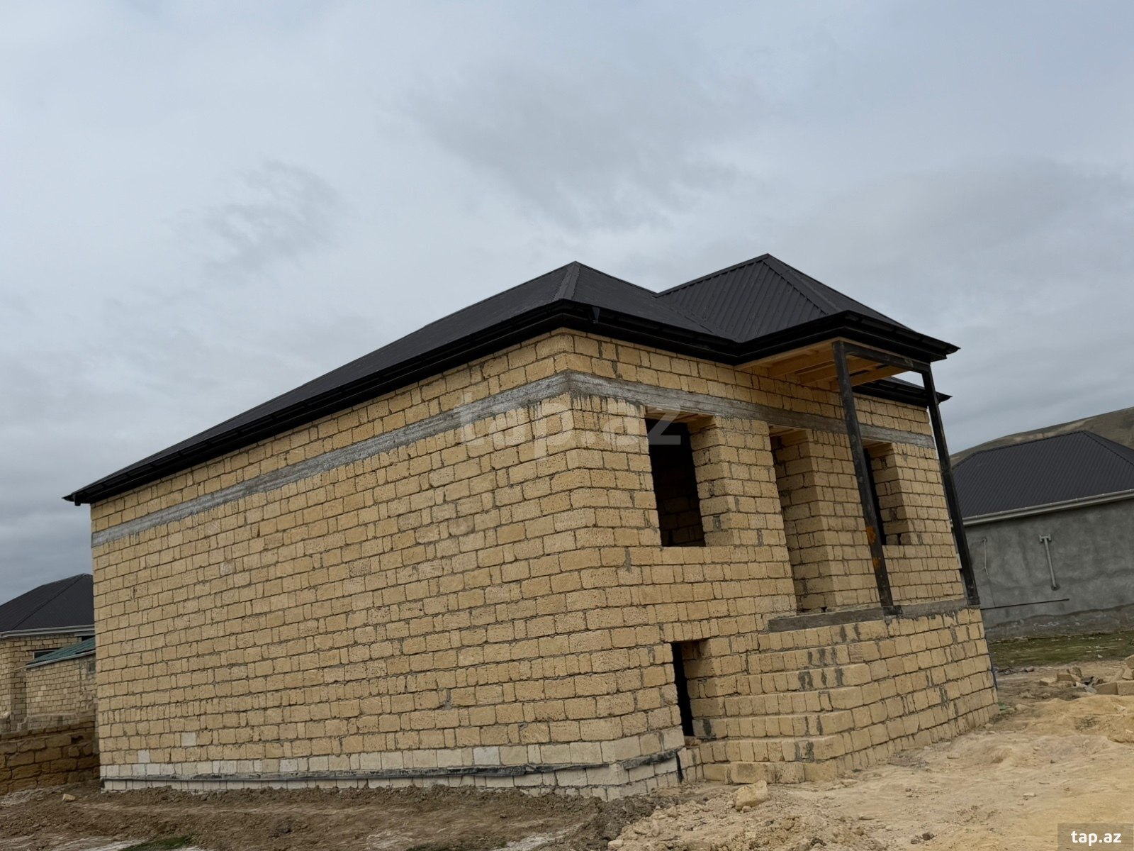 Həyət evi, Qobu qəs. (15)