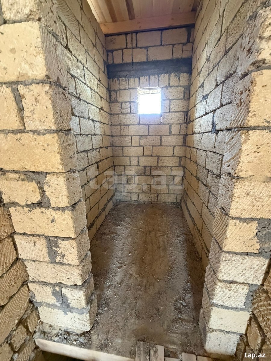 Həyət evi, Qobu qəs. (18)