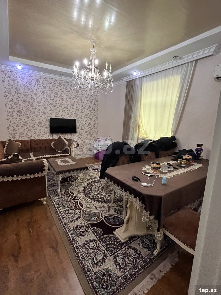 Həyət evi, Şıxov qəs. (8)