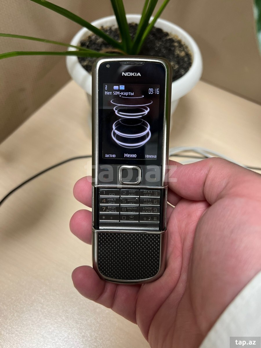 Nokia 8800 Carbon Arte (2)