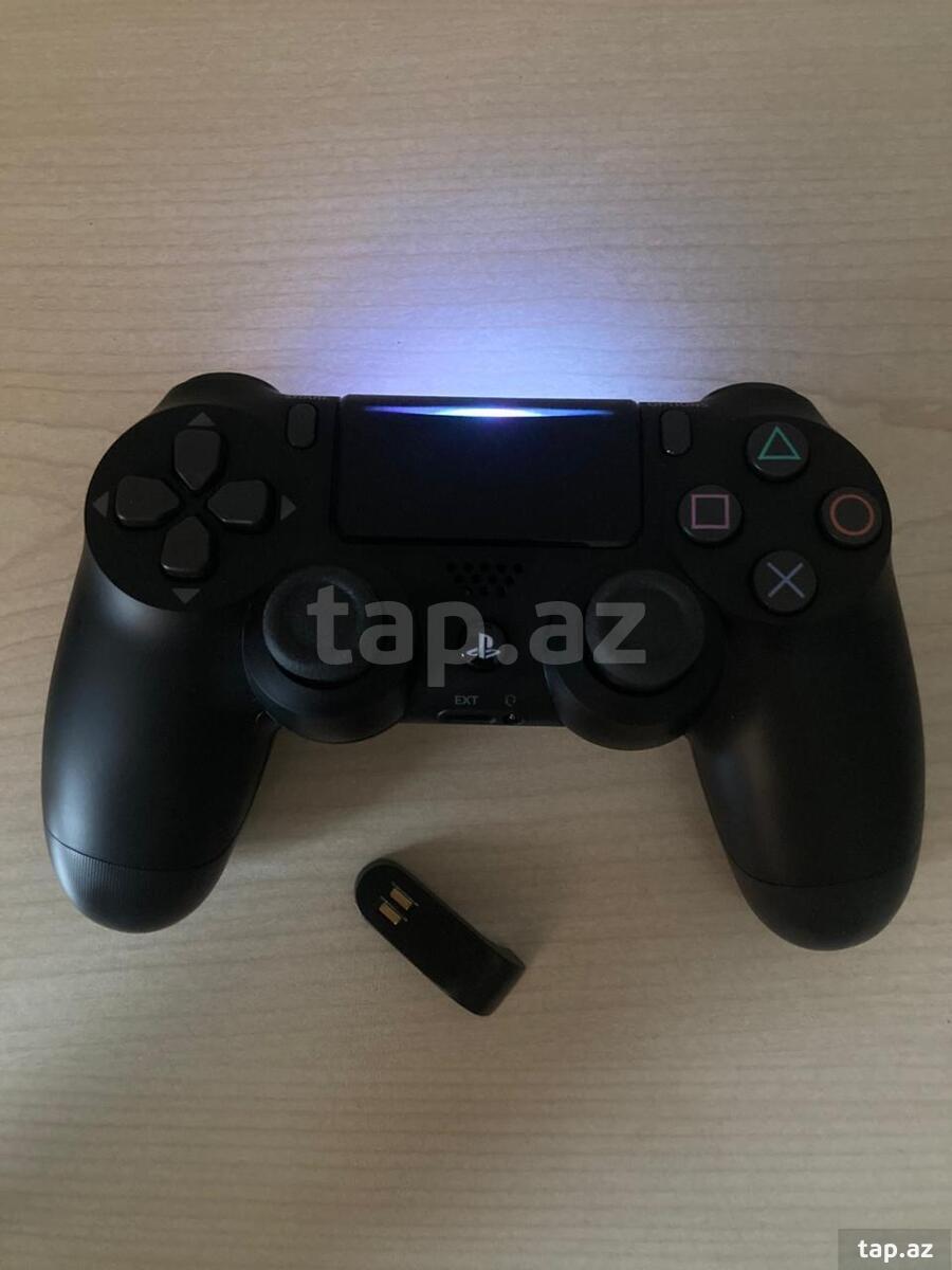DualShock 4 V2+PowerA Charging Station (9)