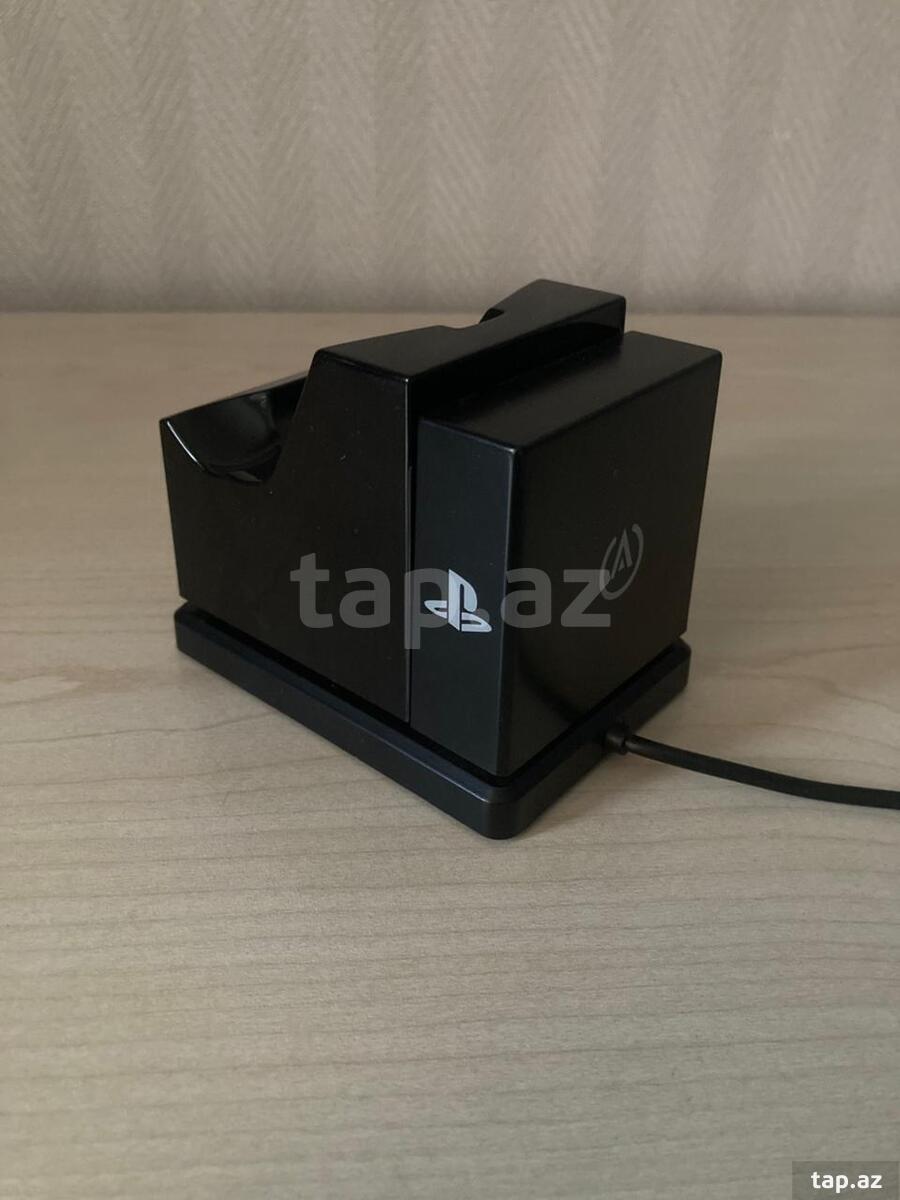 DualShock 4 V2+PowerA Charging Station (11)