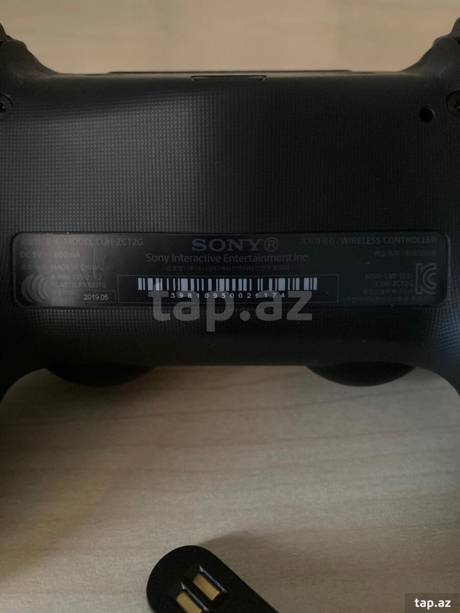 DualShock 4 V2+PowerA Charging Station (7)