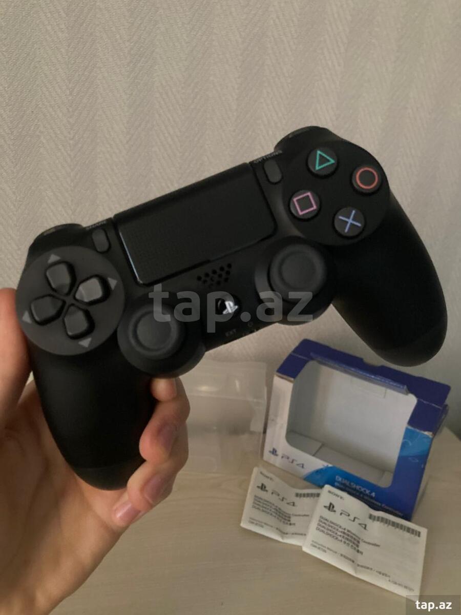 DualShock 4 V2+PowerA Charging Station (3)