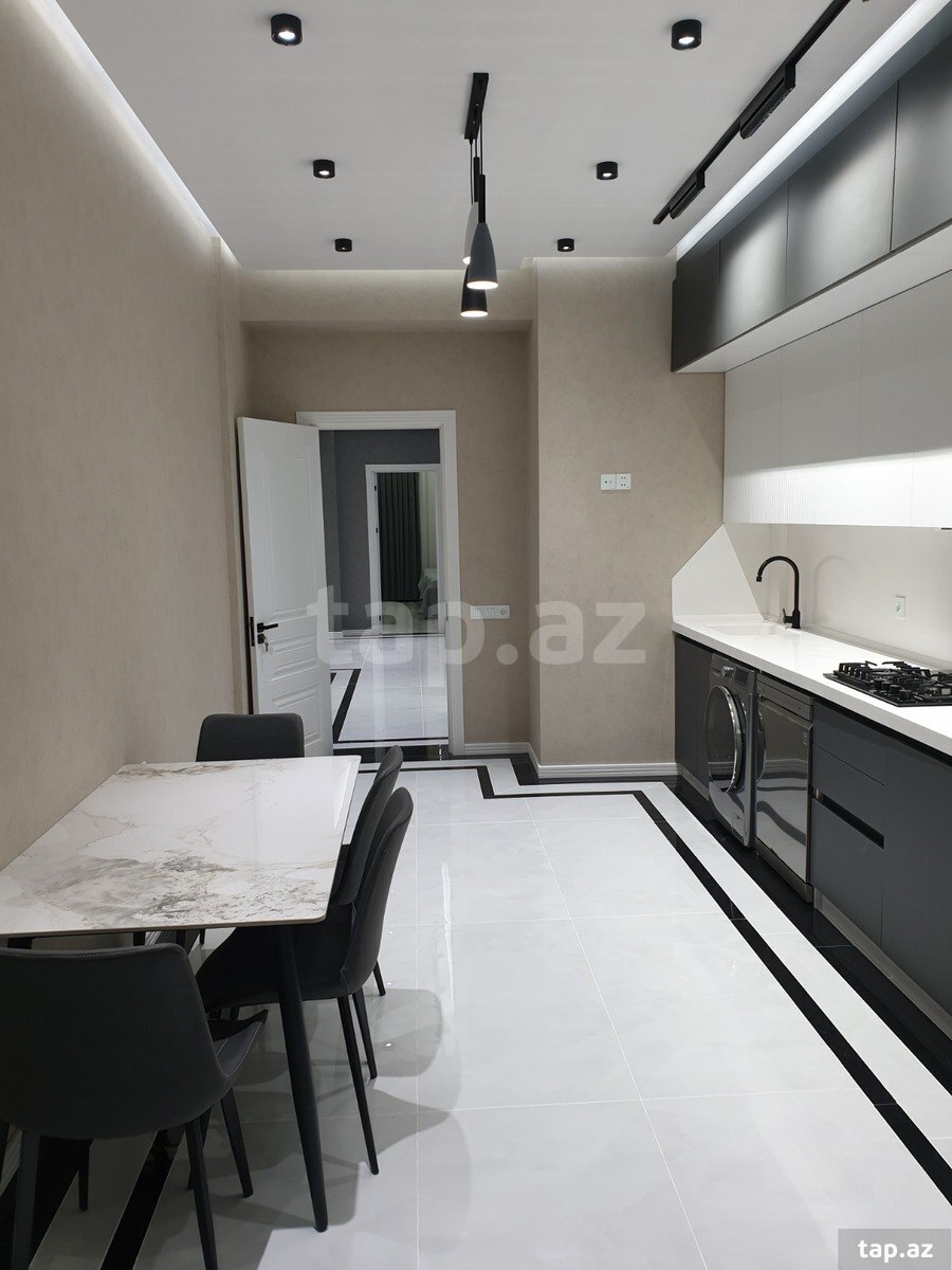 3-otaqlı yeni tikili kirayə verilir, 28 May m., 140 m² (10)
