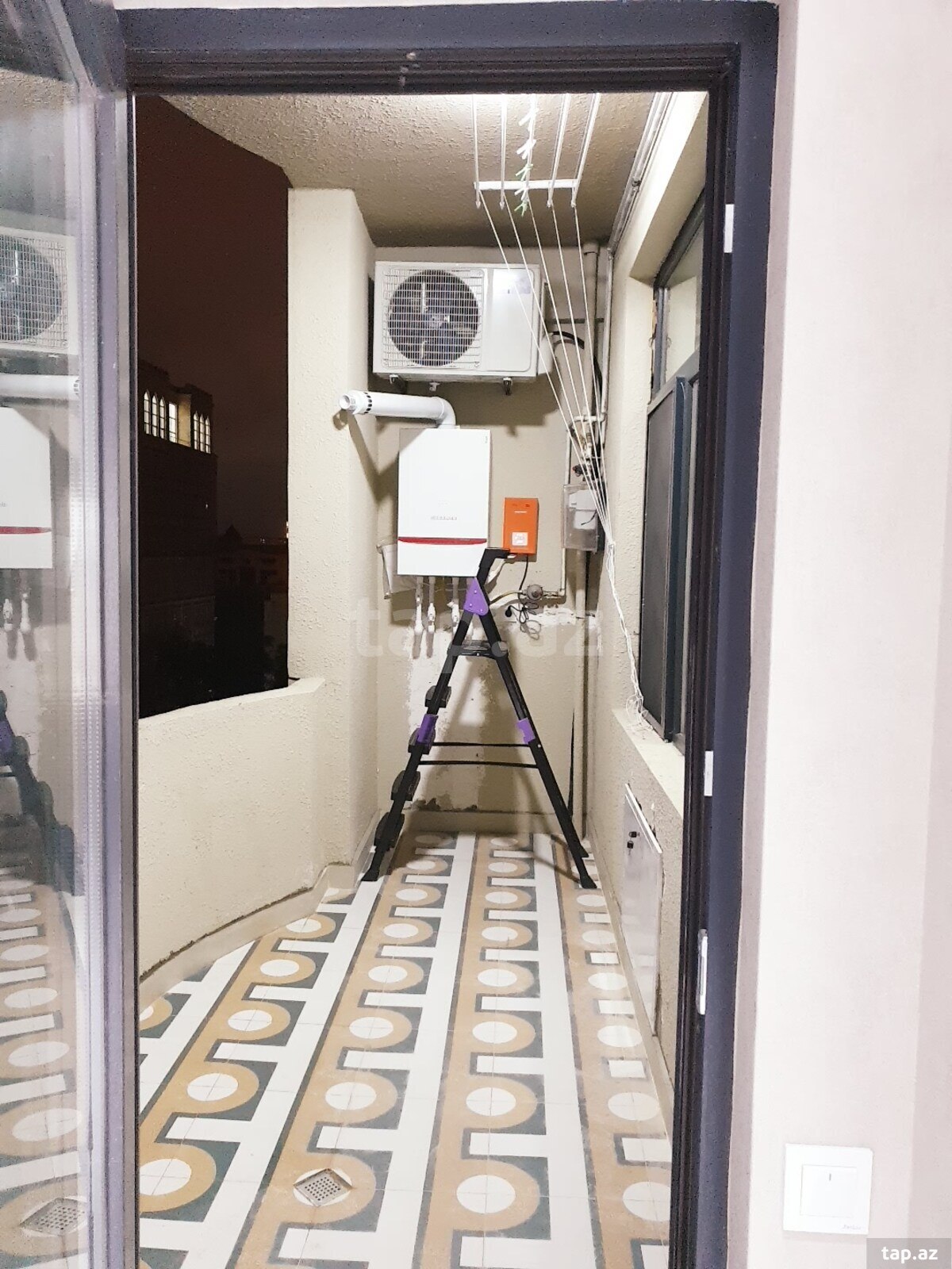 3-otaqlı yeni tikili kirayə verilir, 28 May m., 140 m² (19)