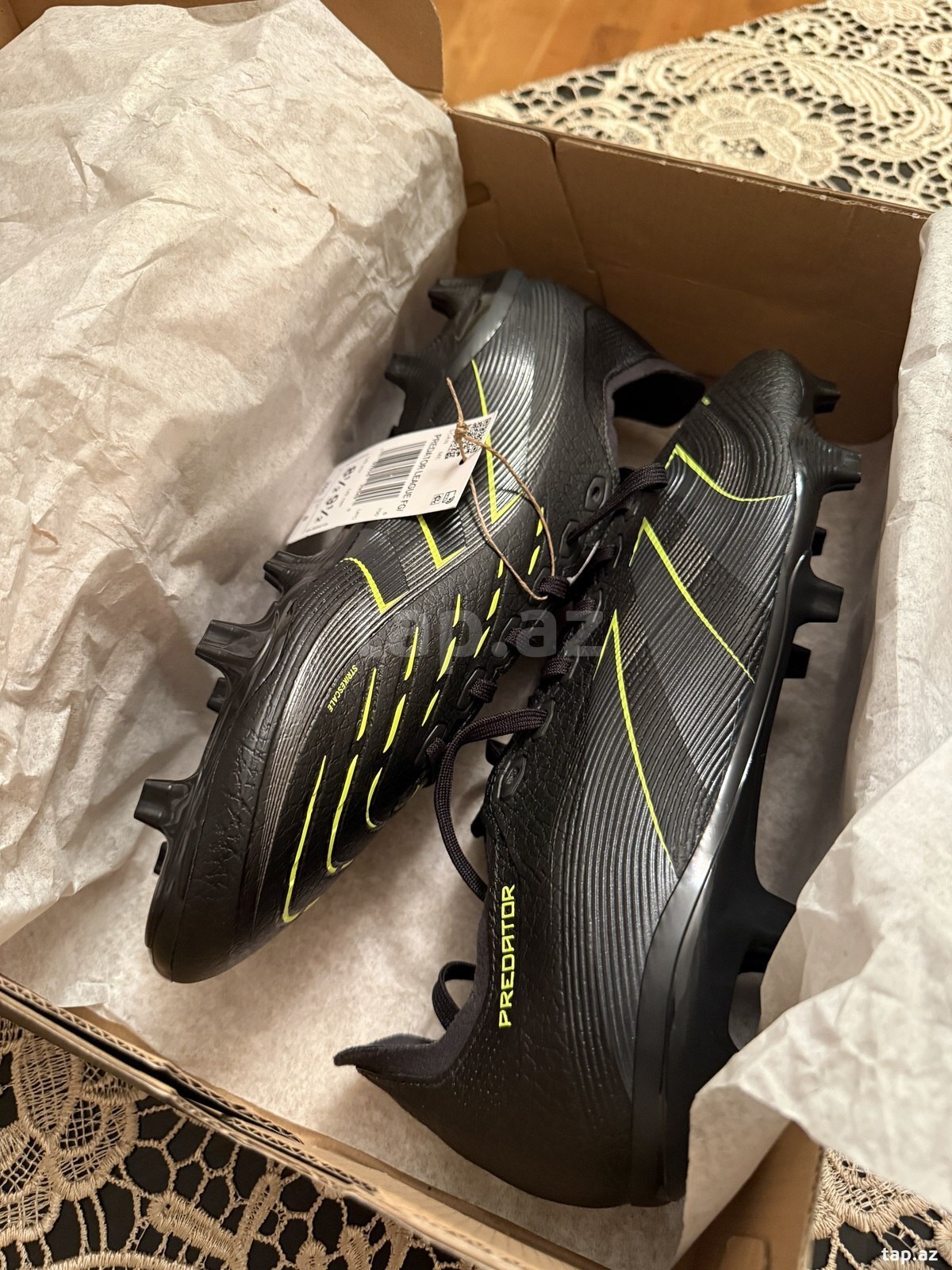 Buts Adidas