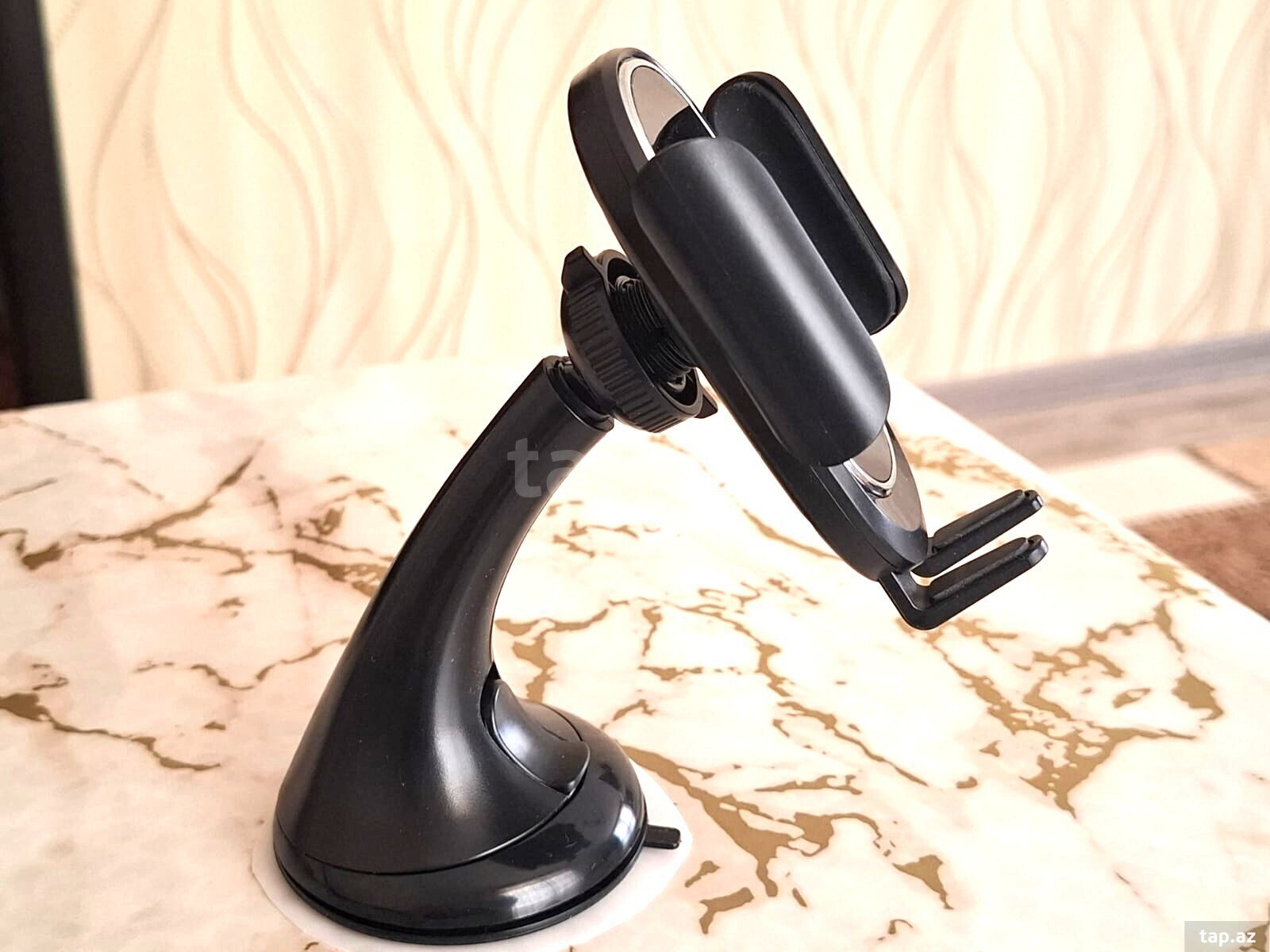Avtomobil üçün telefon tutacağı (2)