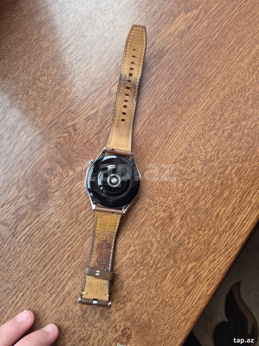 Huawei Watch 4 Pro Black (2)