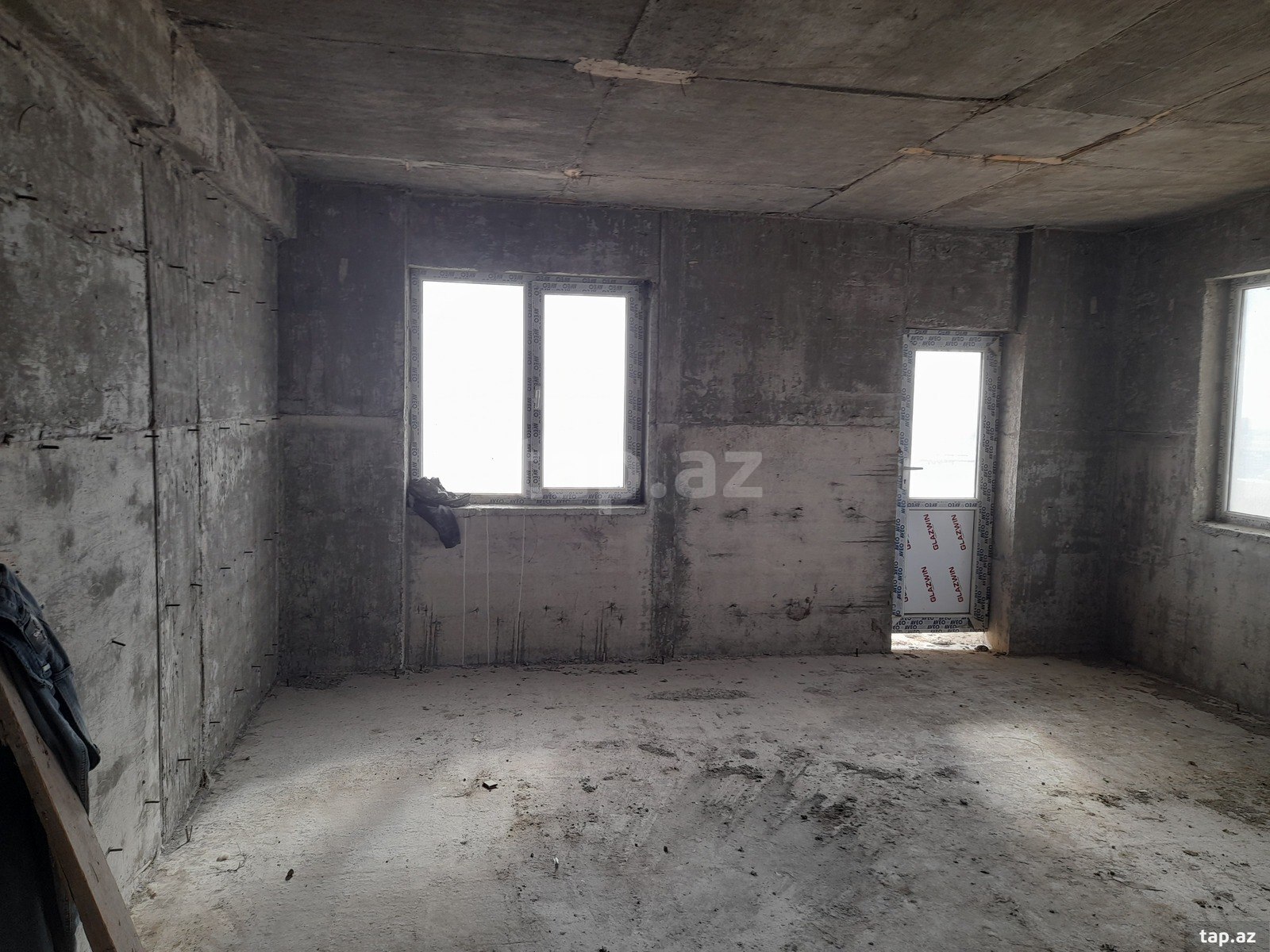 2-otaqlı yeni tikili, Nizami r., 120 m²