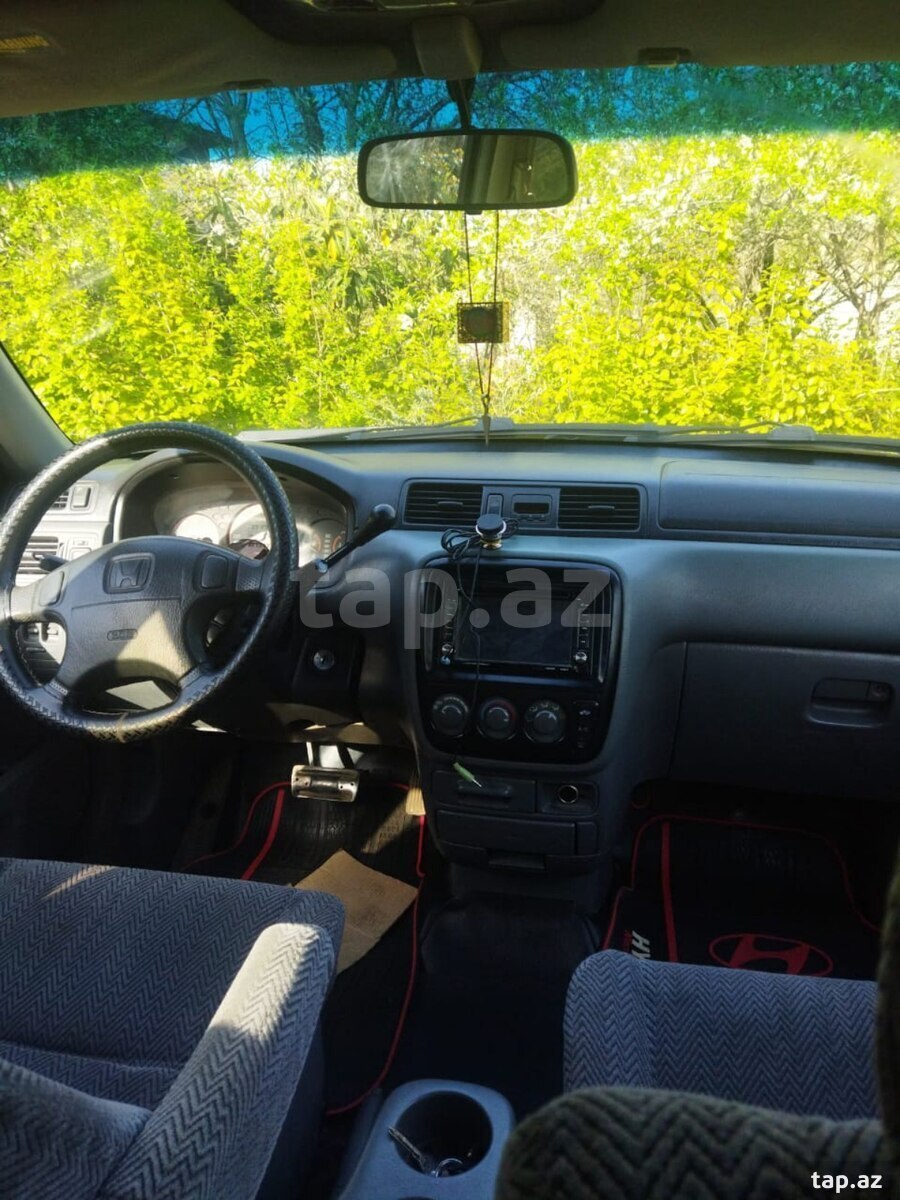 Honda CR-V, 1998 il (3)