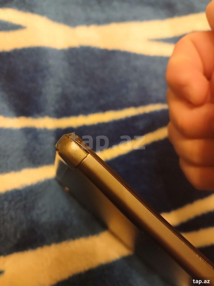 Lenovo M10 Plus 32GB  (2)