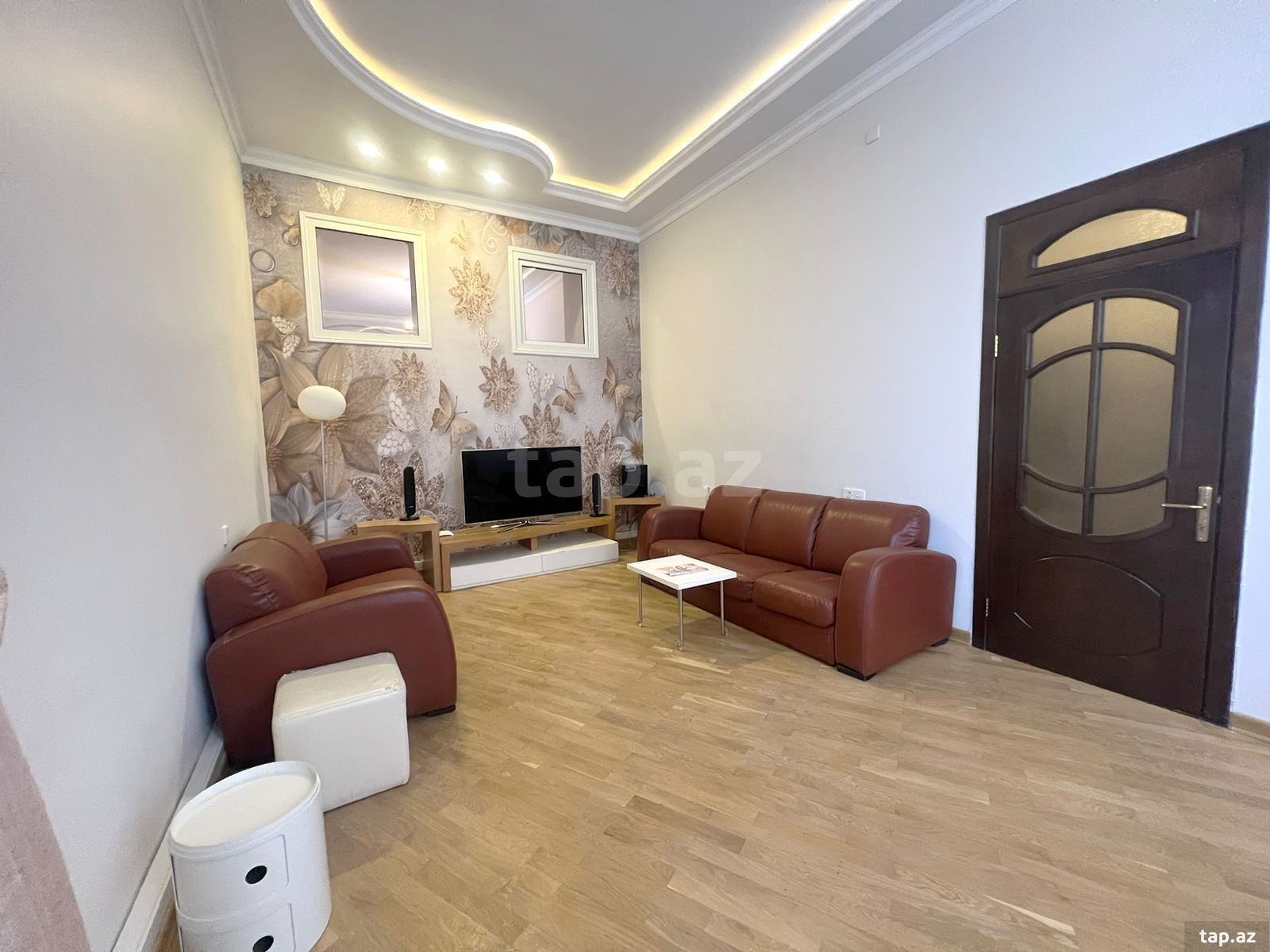 4-room apartment for rent, 28 May, Baku