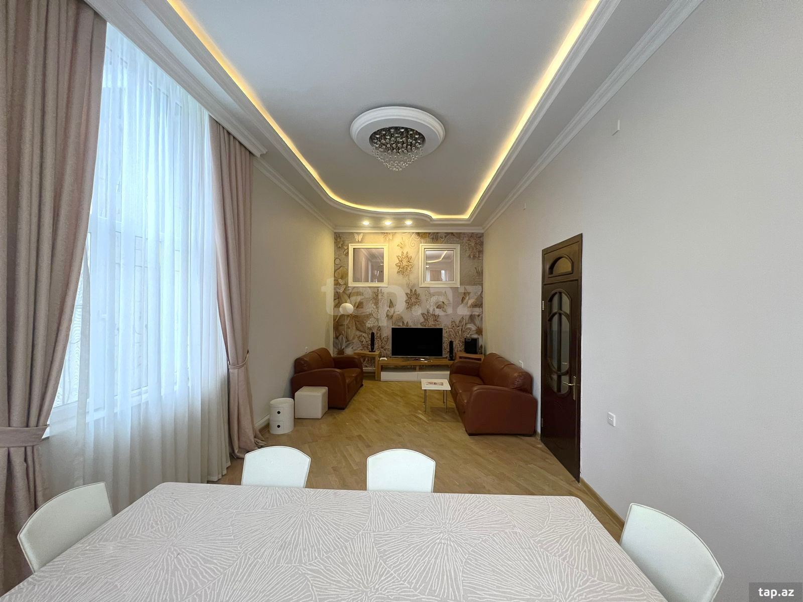 4-room apartment for rent, 28 May, Baku