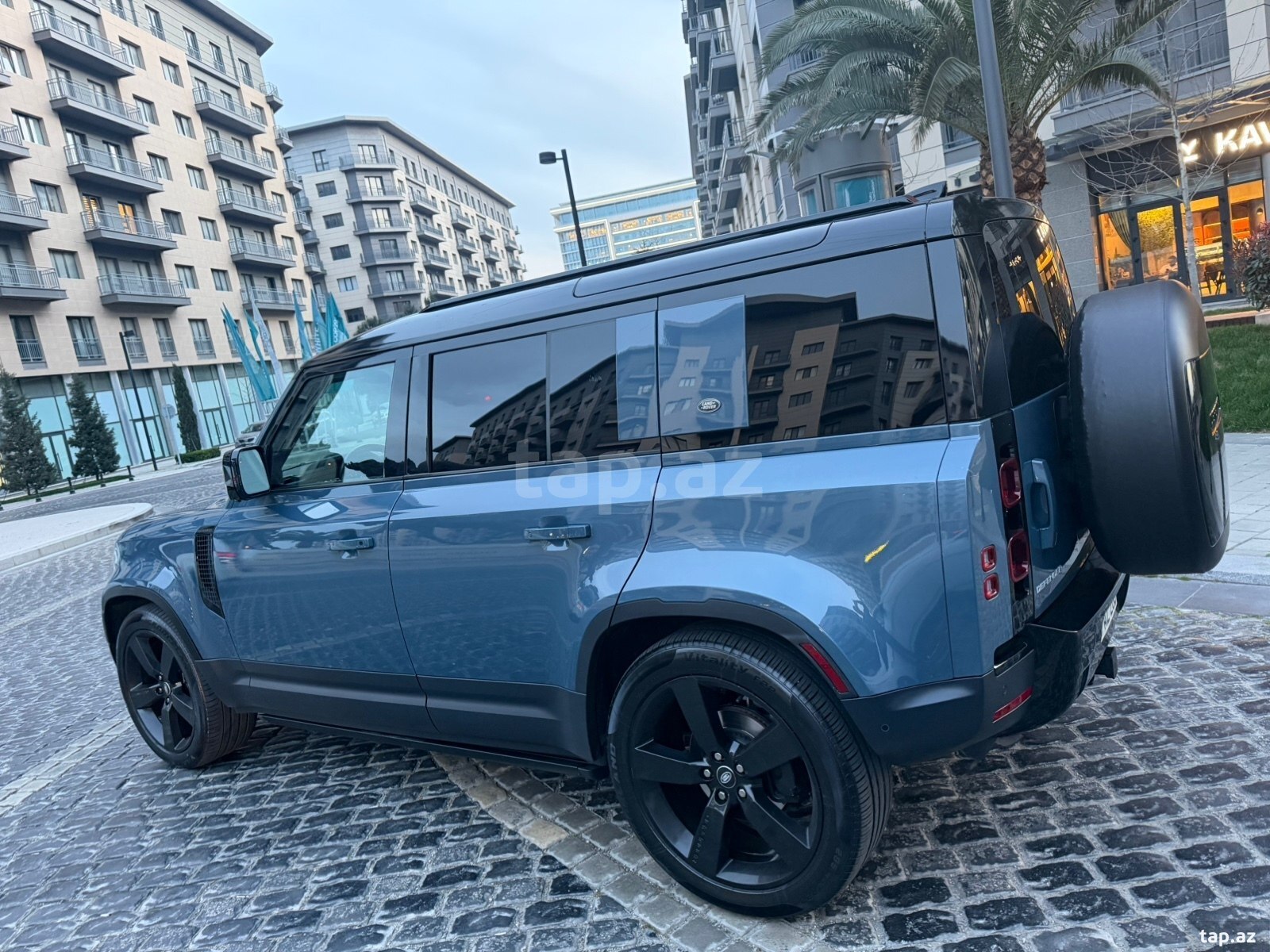Land Rover Defender, 2021 il (5)