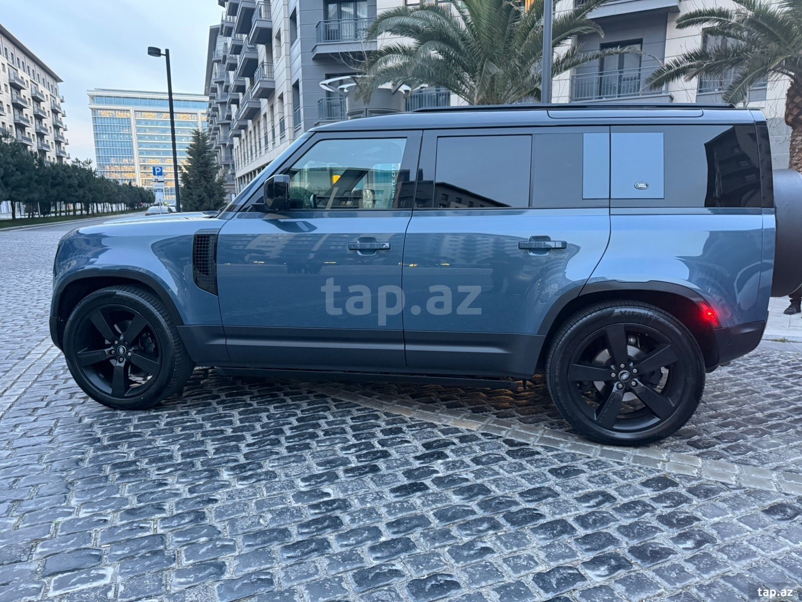 Land Rover Defender, 2021 il (4)