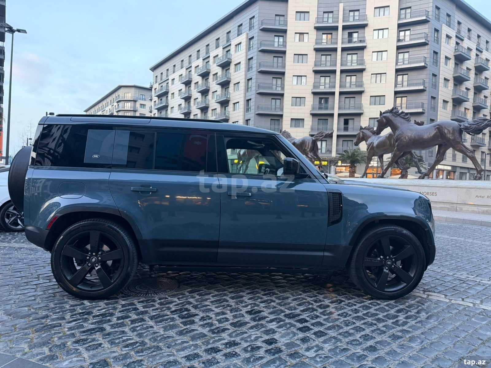Land Rover Defender, 2021 il (6)