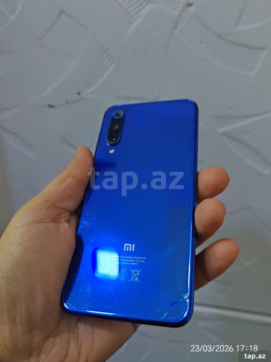 Xiaomi Mi 9 SE Ocean Blue 64GB/6GB (2)