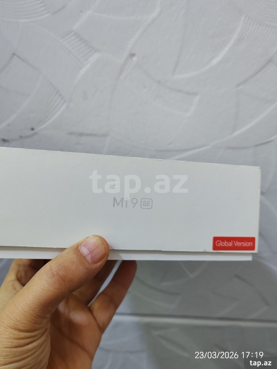 Xiaomi Mi 9 SE Ocean Blue 64GB/6GB (3)
