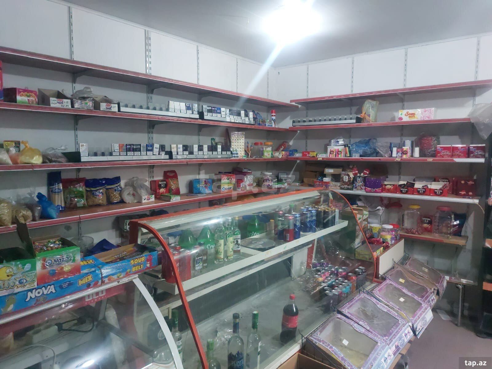 Mağaza icarəyə verilir, Xətai r. (2)