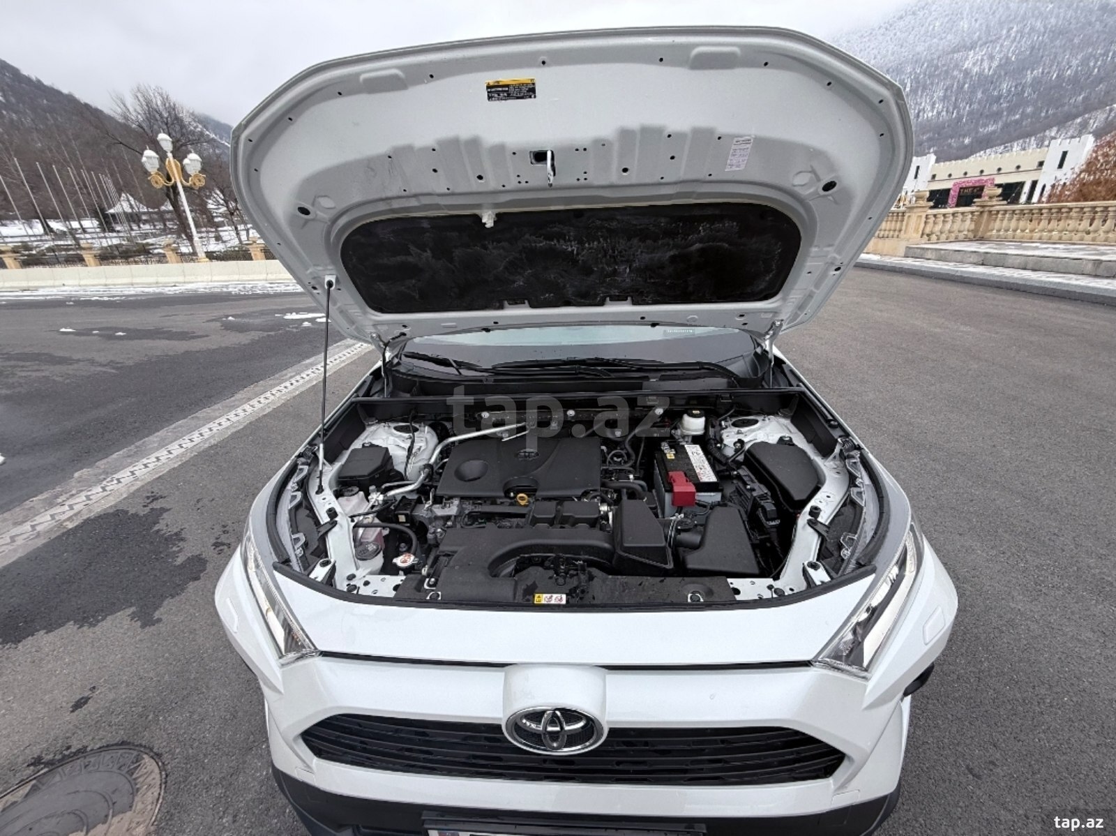 Toyota RAV 4, 2023 il (4)