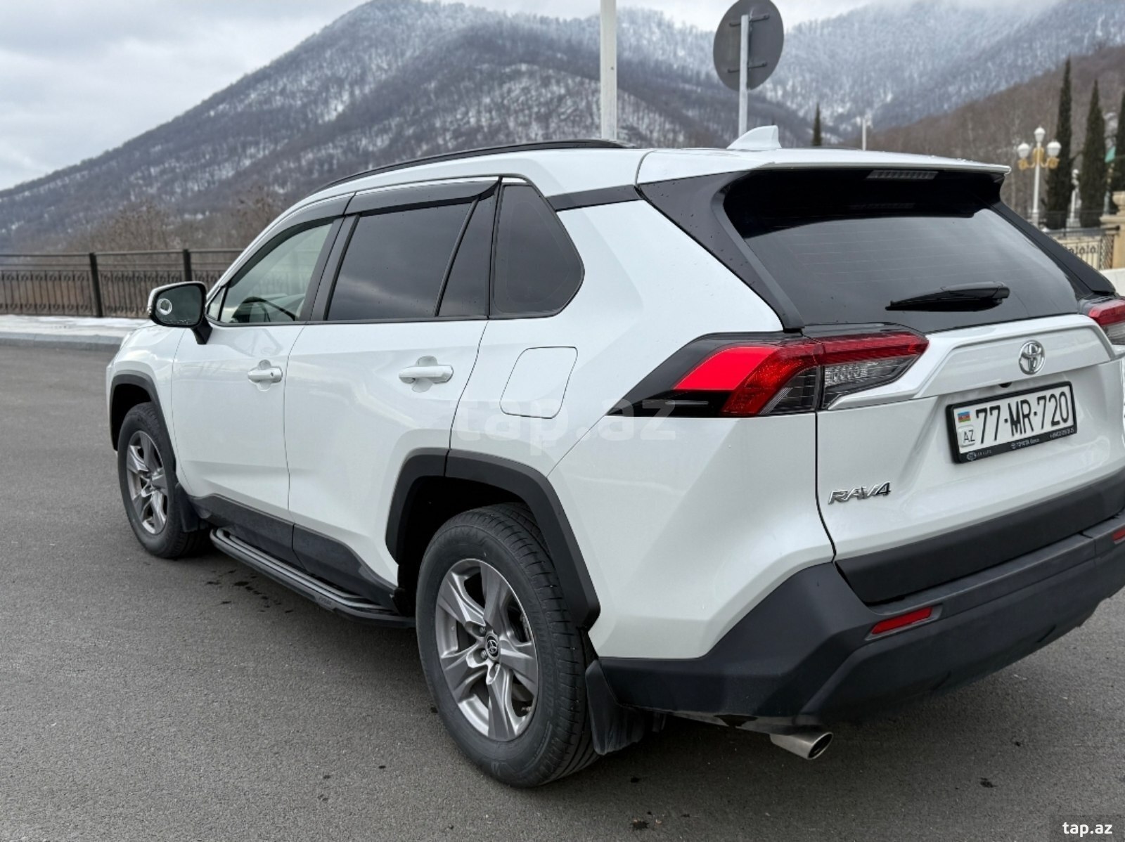 Toyota RAV 4, 2023 il (8)