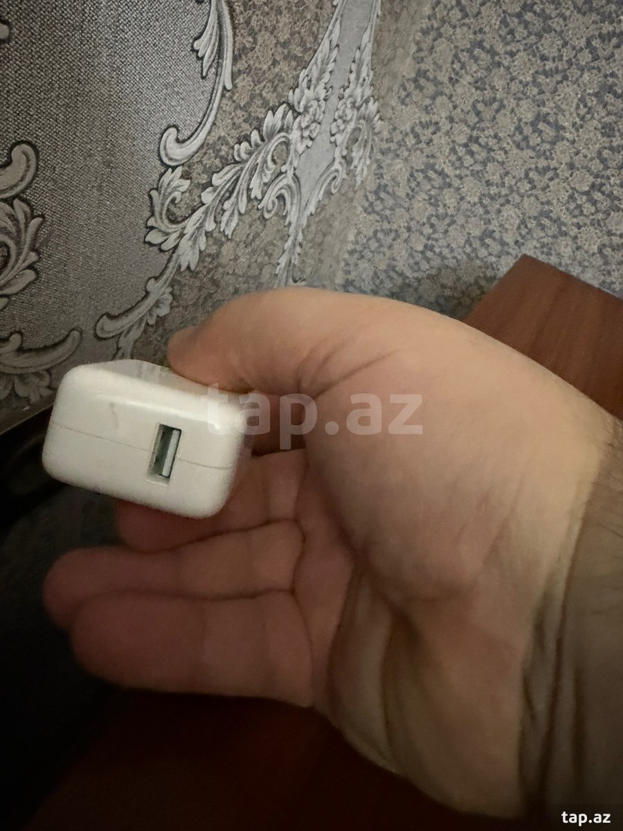 Adapter Apple iPhone (3)