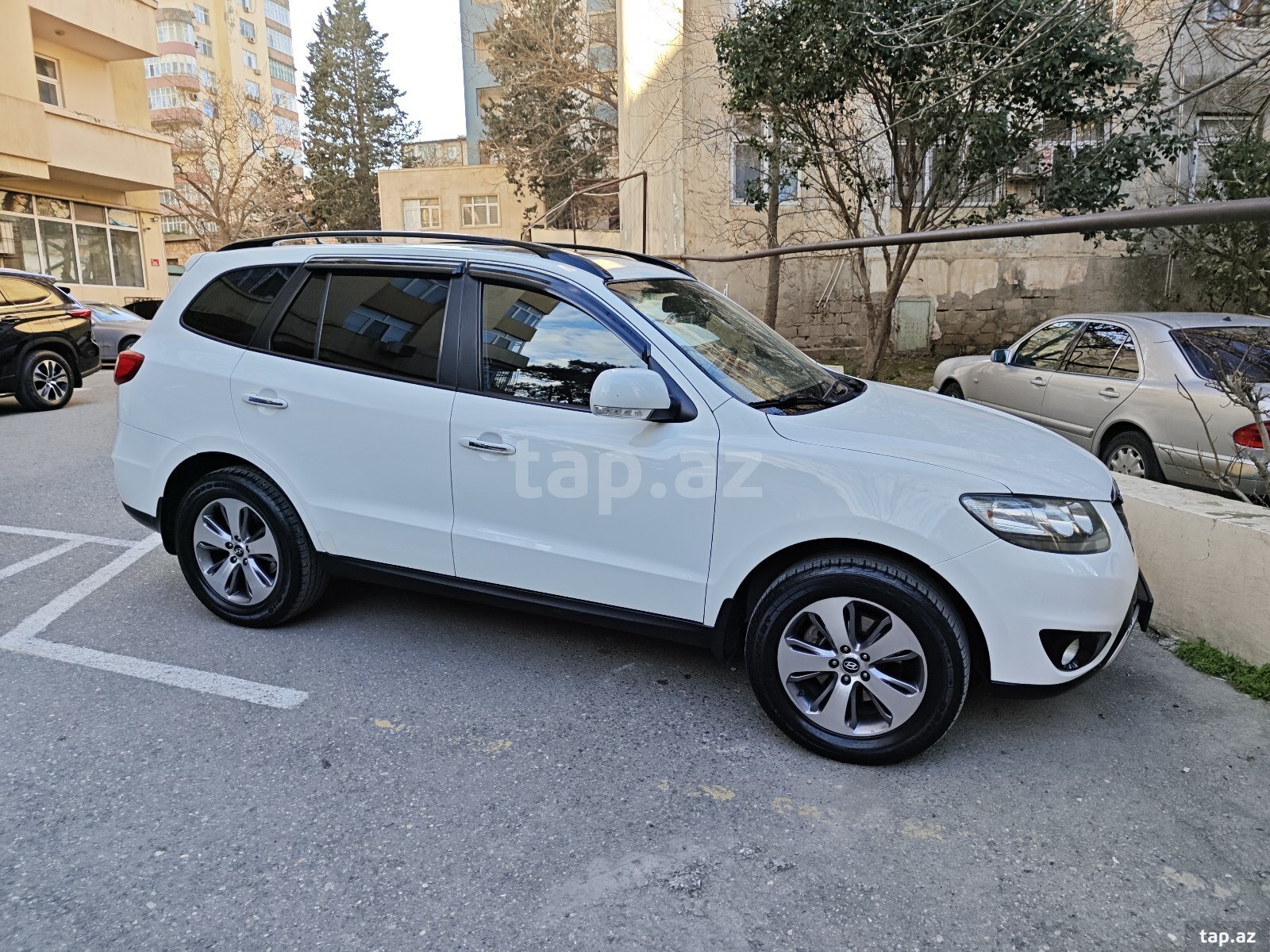 Hyundai SantaFe, 2012 il (4)