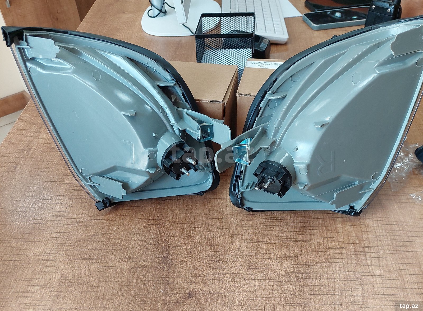Mercedes -Benz yan dönmə işıqları (3)