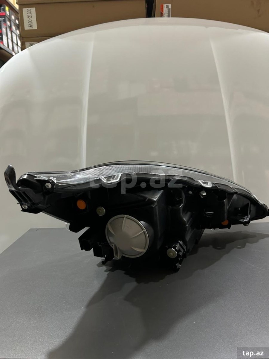 Toyota Aqua farası 2018-2019 (4)