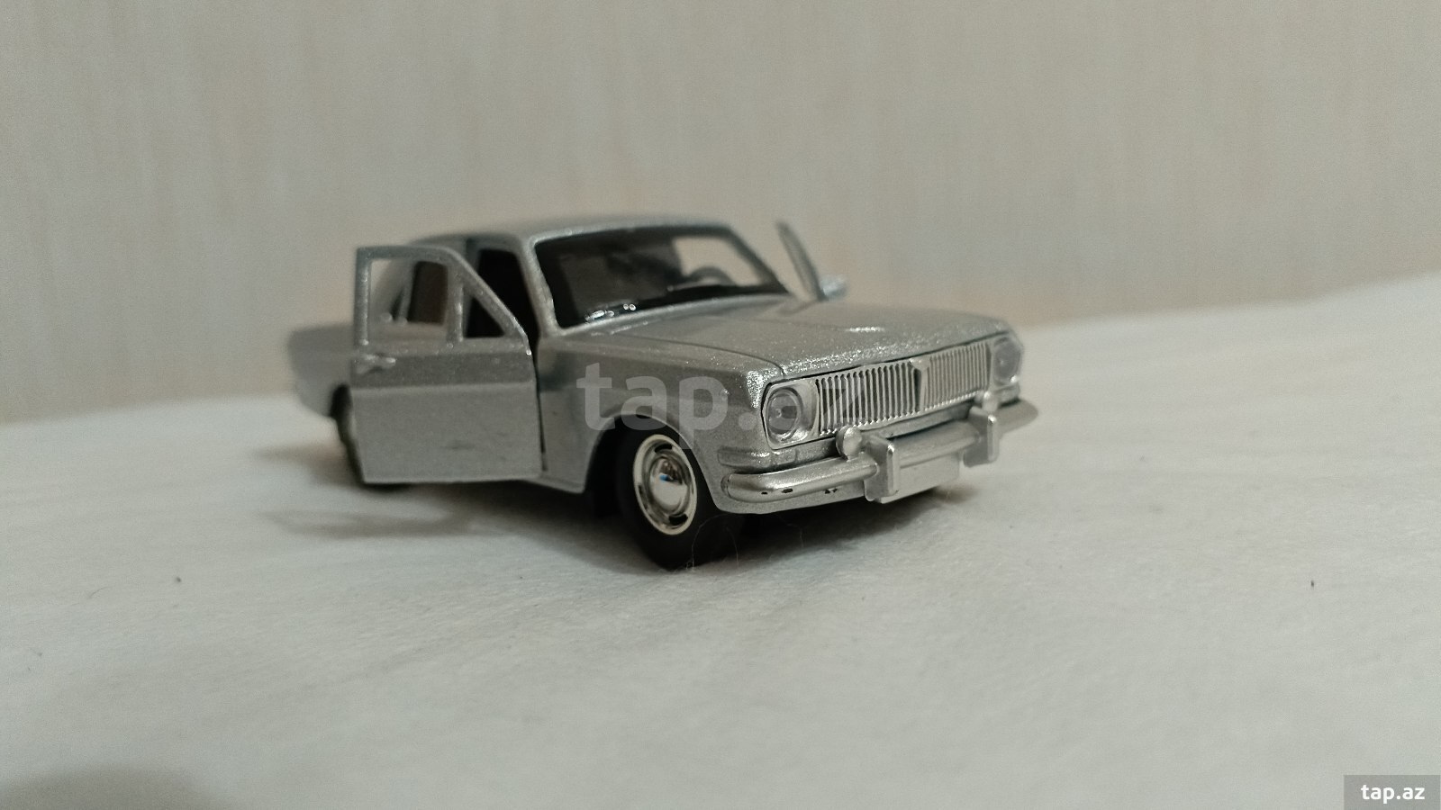 GAZ 24 modeli  (2)