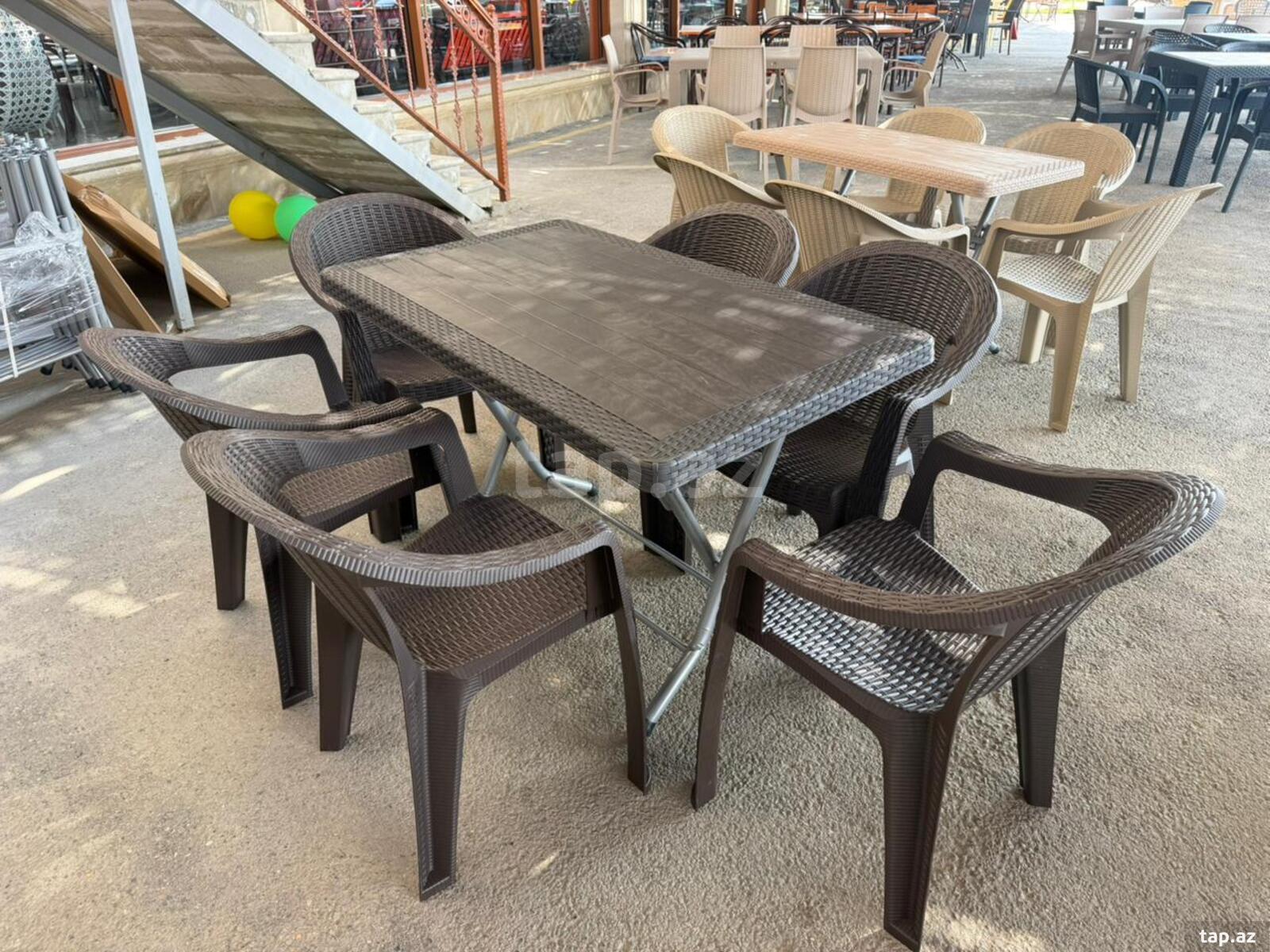 Masa və oturacaq dəsti 