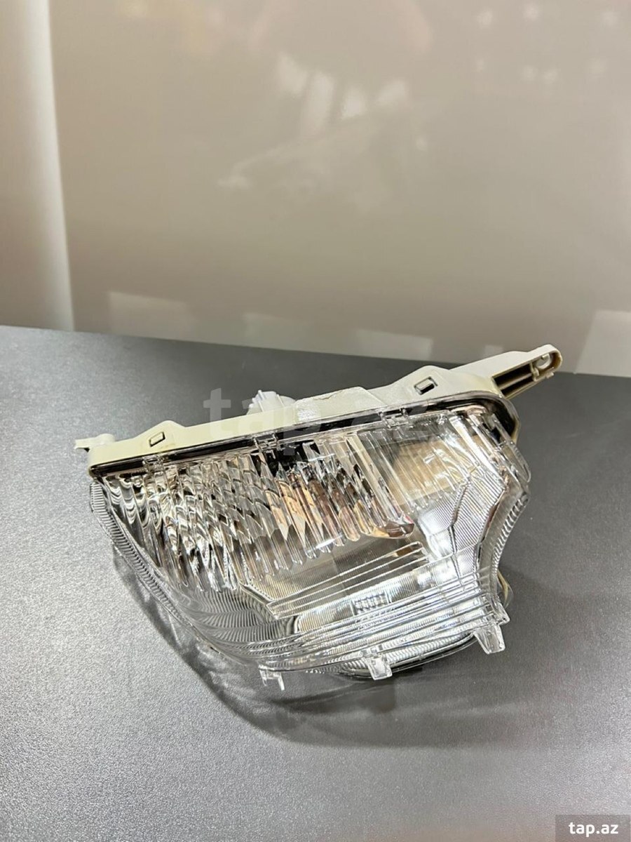 Toyota Aqua dönmə işığı (2)