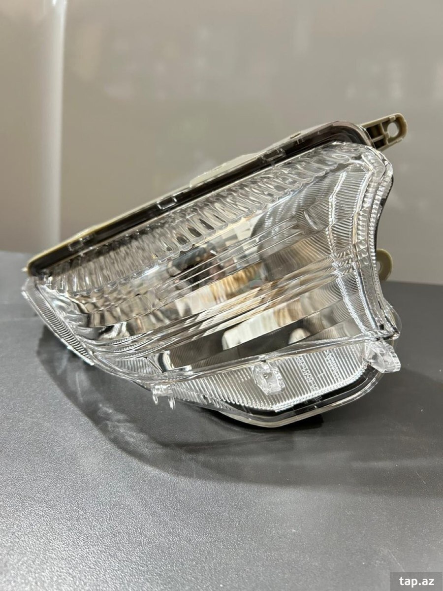 Toyota Aqua dönmə işığı (3)