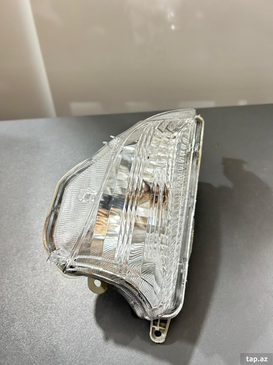Toyota Aqua dönmə işığı