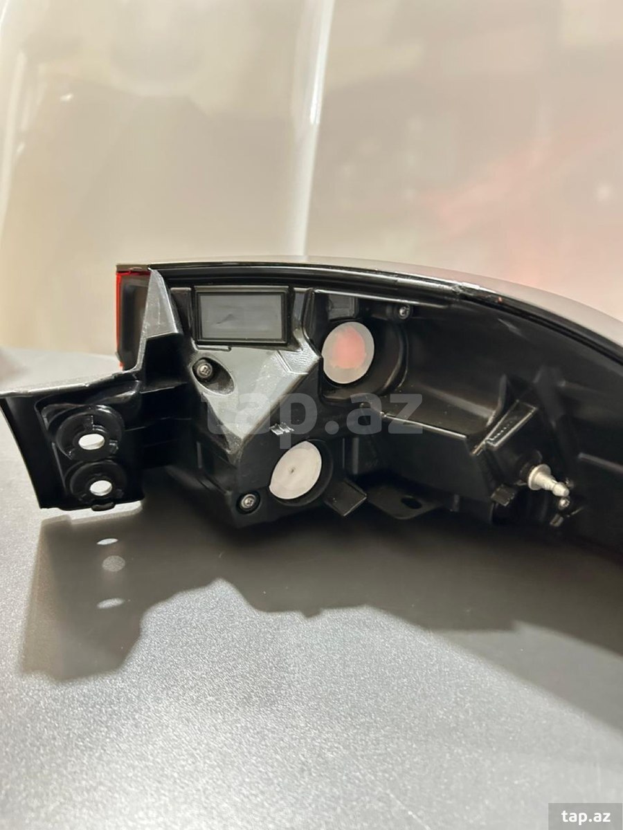 Toyota Corolla cross arxa stop işığı (3)