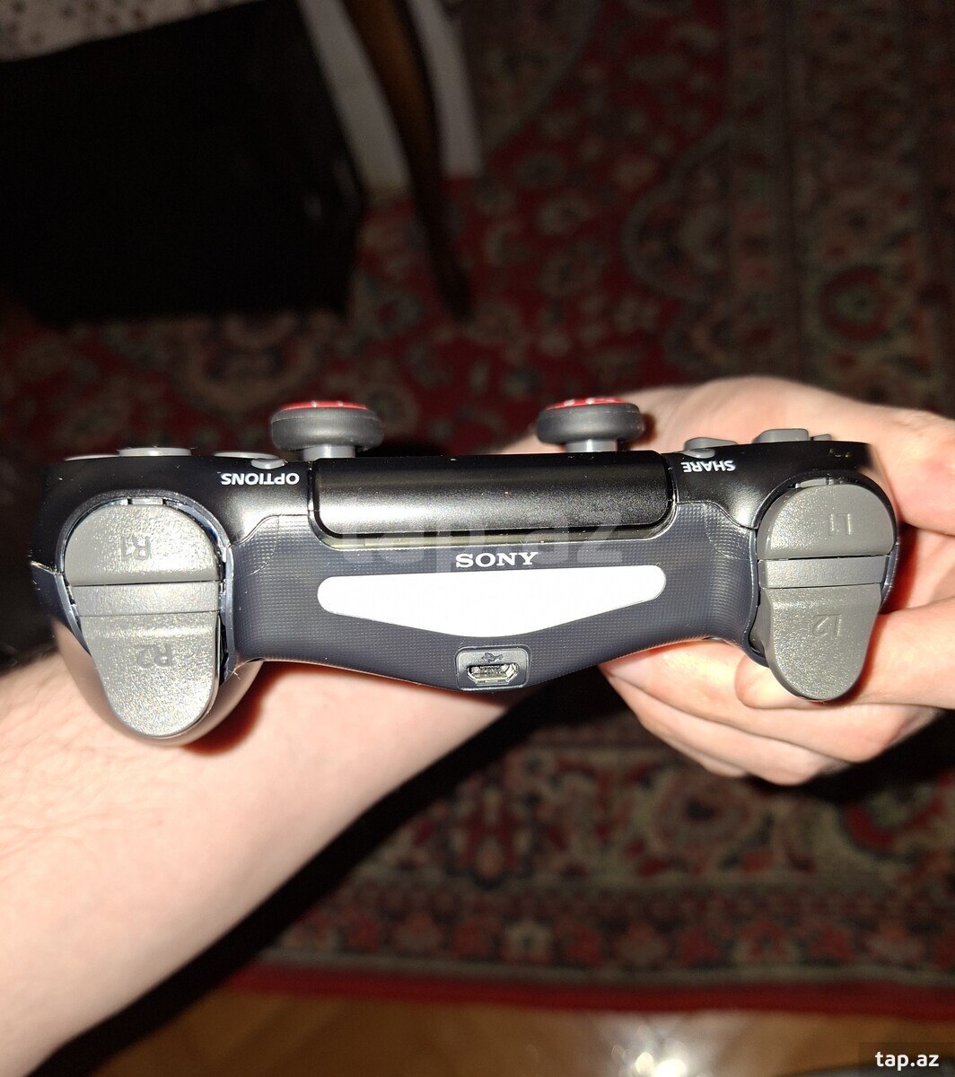 Sony Dualshock 4 Gamepad (3)